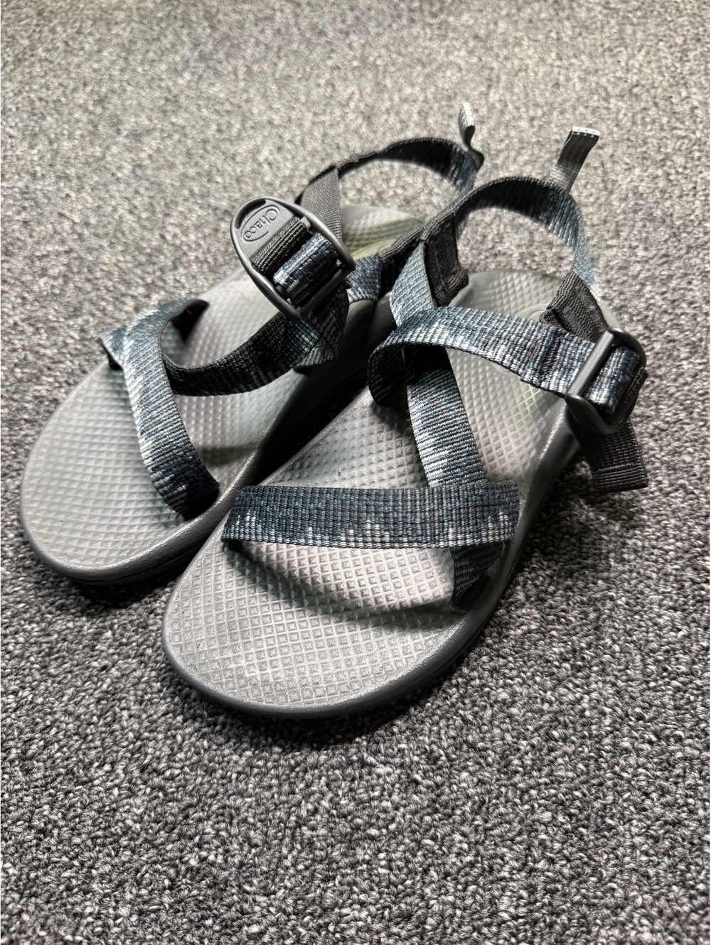 New Chaco Kids' Gray Adjustable Strap Sandals Size 3 US / 34 EU